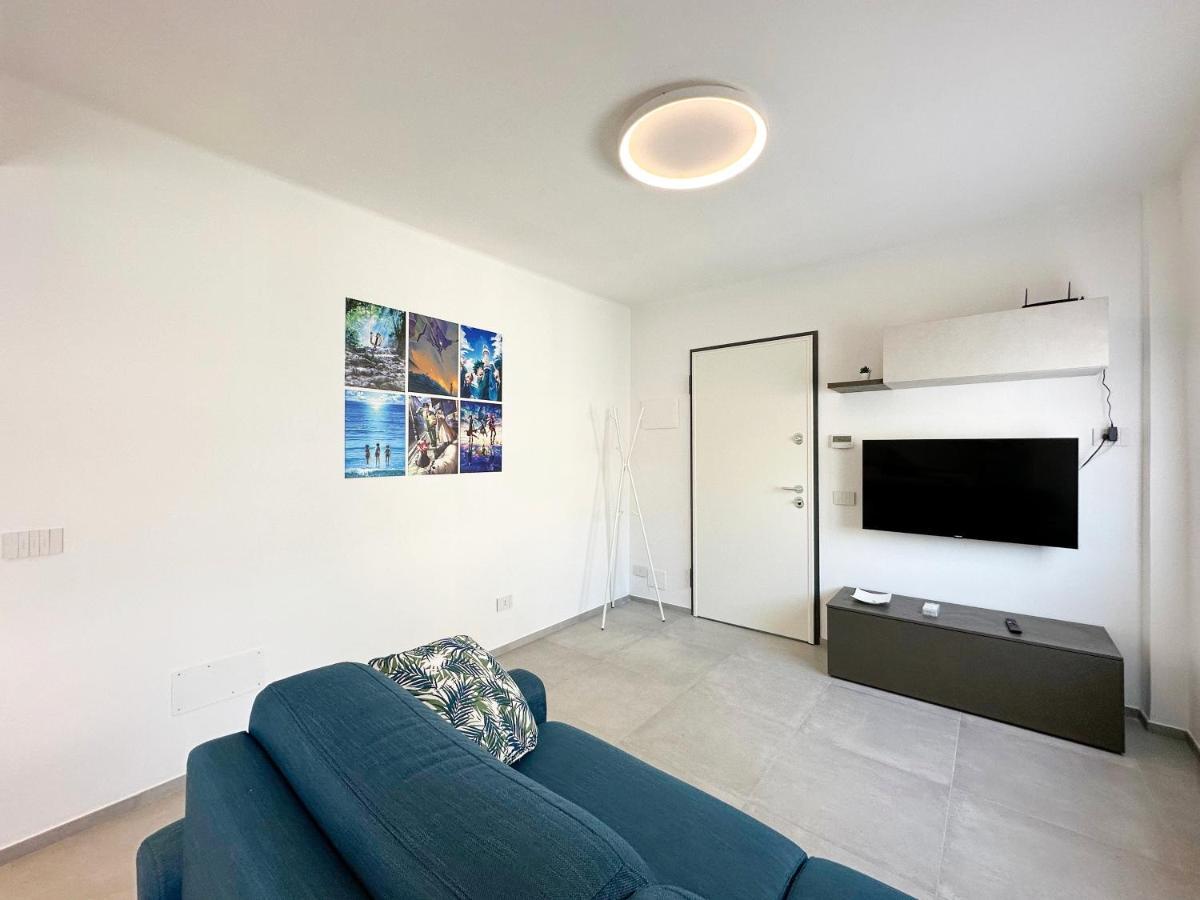 Wh - Bilocale Lamarmora Con Grande Spazio Esterno - Wifi Apartamento San Remo